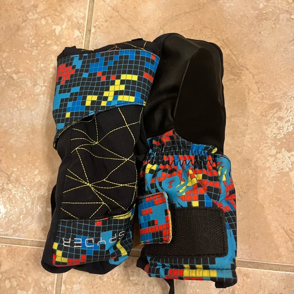 Spyder toddler boys mittens EUC